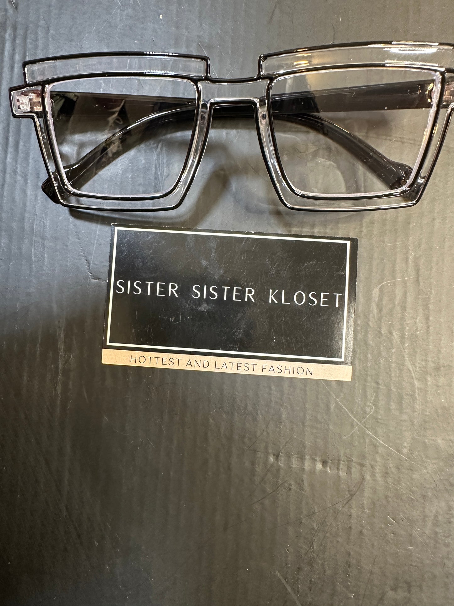 Keep on Looking glasses